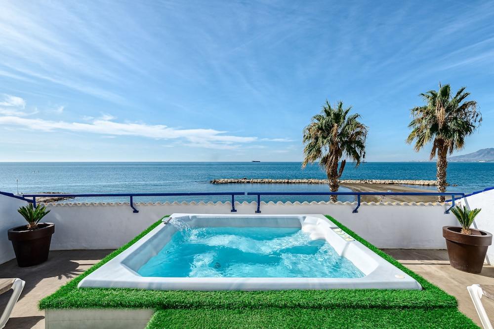 Hotel La Chancla Малага Экстерьер фото