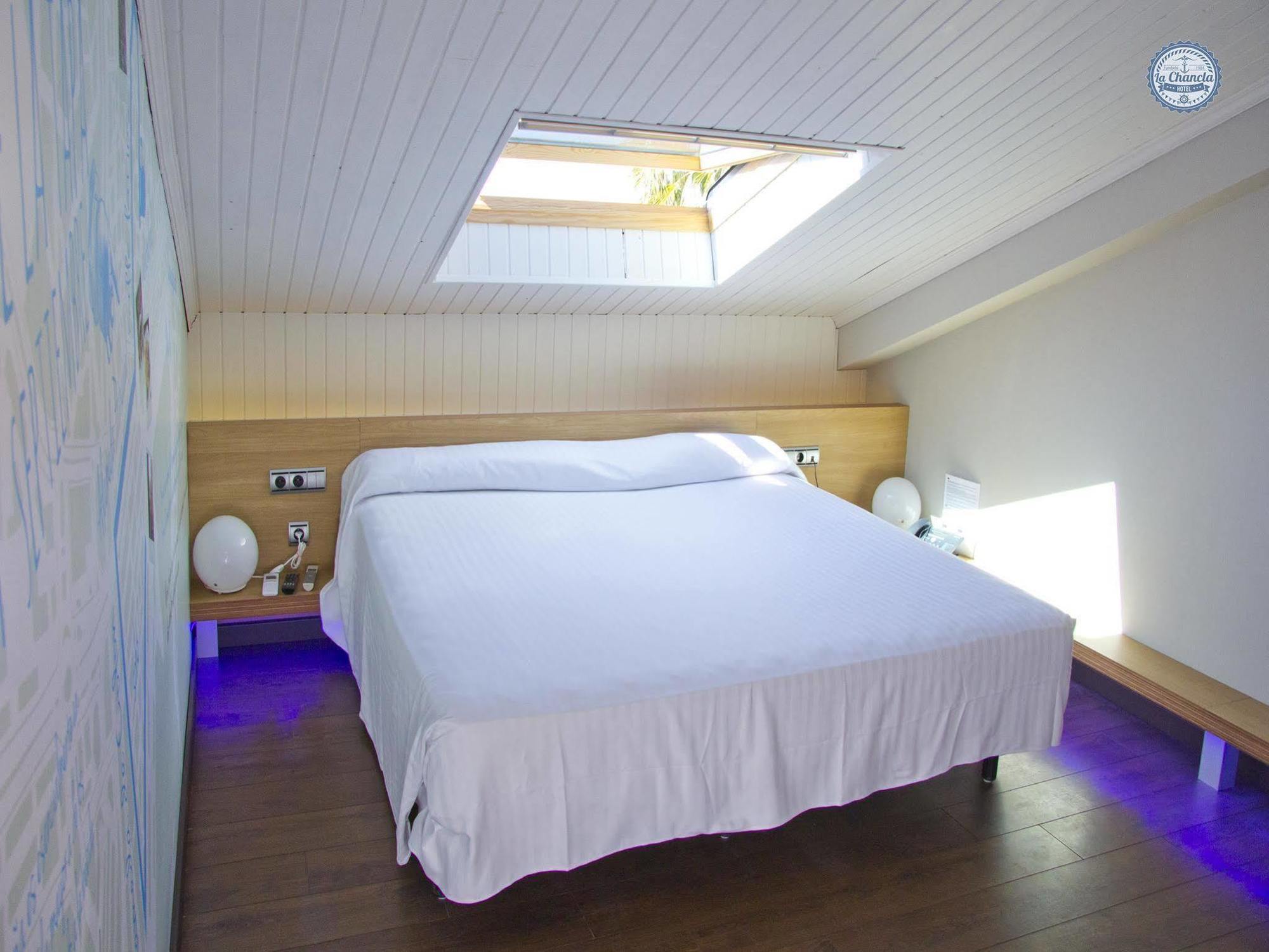 Hotel La Chancla Малага Экстерьер фото